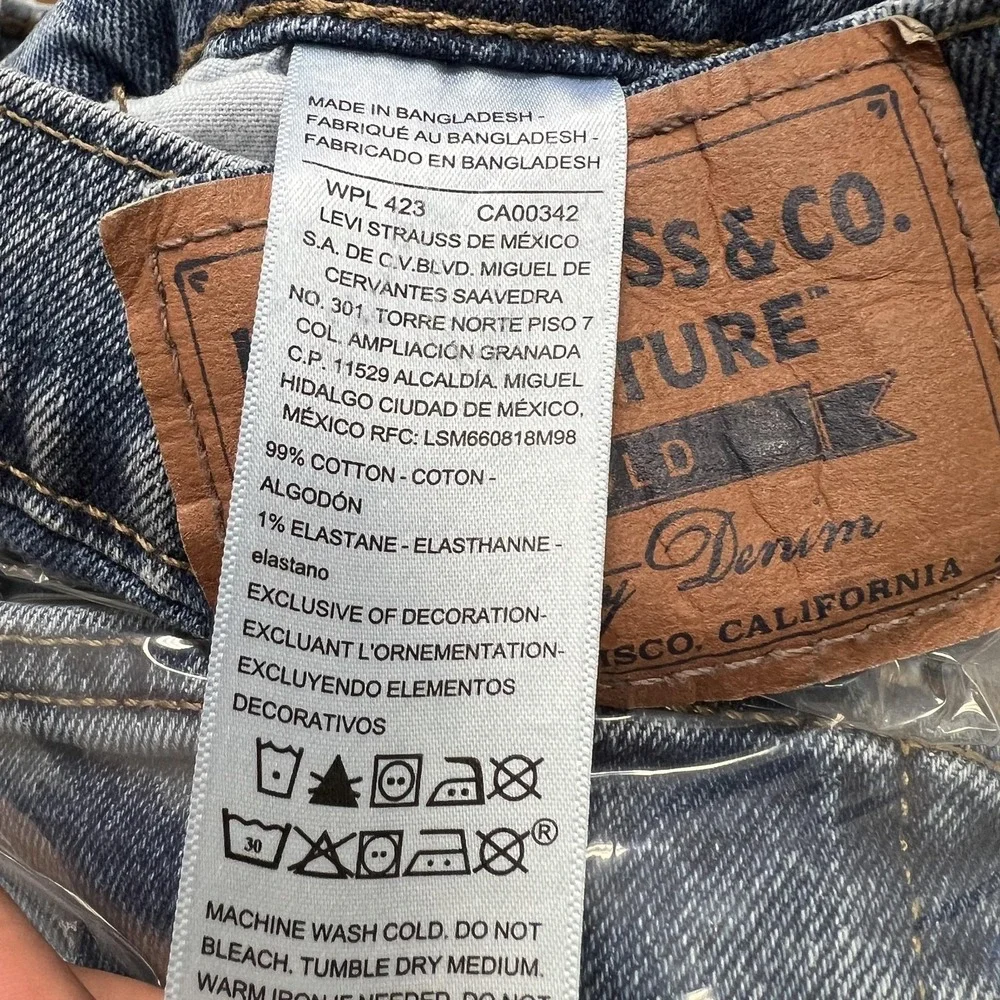 Levi Strauss & Co. Signature levi strauss